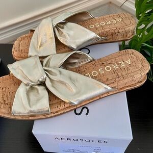 AEROSOLES Women's Brady Leather Sandals~Soft Gold Metallic